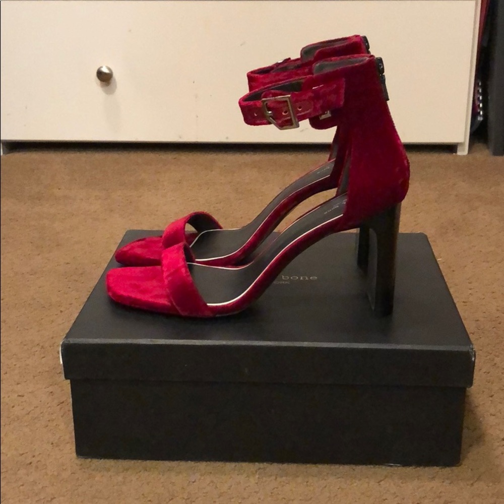 Rag & Bone NEW Red Velvet Ellis Sandal Size 41
